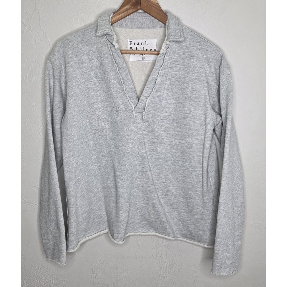 Frank & Eileen Patrick Popover Henley Womens Size XS Cropped Raw Hem Light Gray